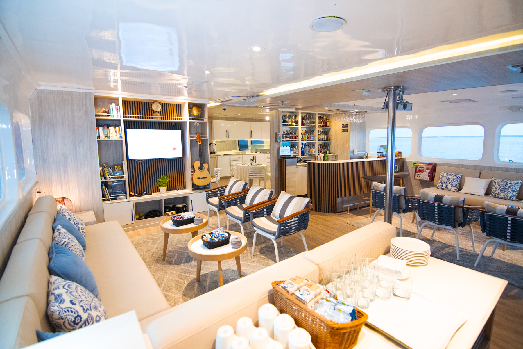 galapgos-solaris-yacht-oniriccruises-ecuador