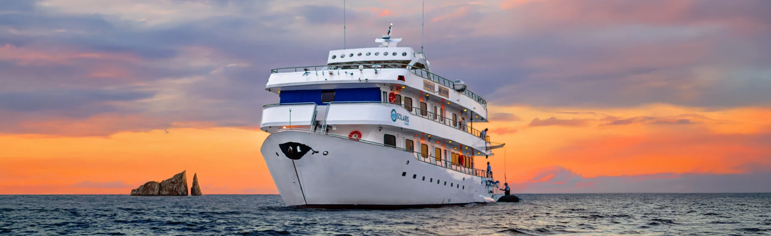 galapagos-solaris-first-class-cruise
